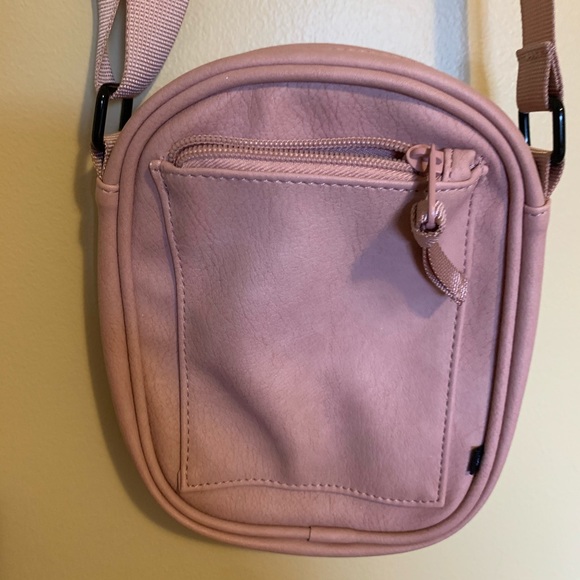 UO dusty pink side bag - Picture 3 of 6
